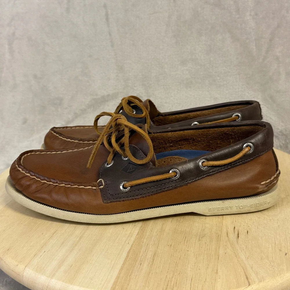 Sperry Top-Sider Mens Authentic Original 2-Eye Brown Leather Boat Shoes Size 9M